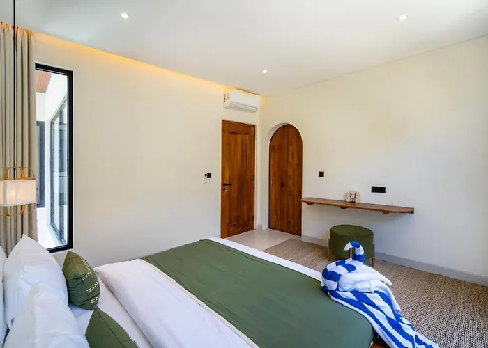 Villa Anjuna B12 Surf & Sunset 2br In